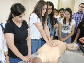 Uygulamalı eğitim aldılar