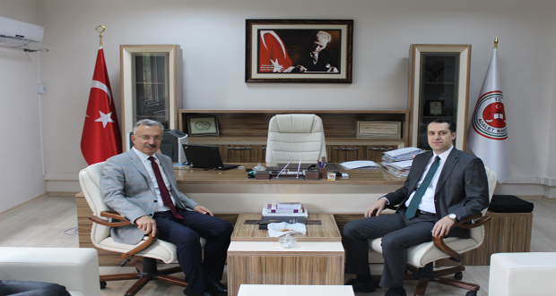 Rektörümüzden Erzincan Adli Yargı Adalet Komisyonu Başkanı Kerem Özyardımcı’ya Hayırlı Olsun Ziyareti