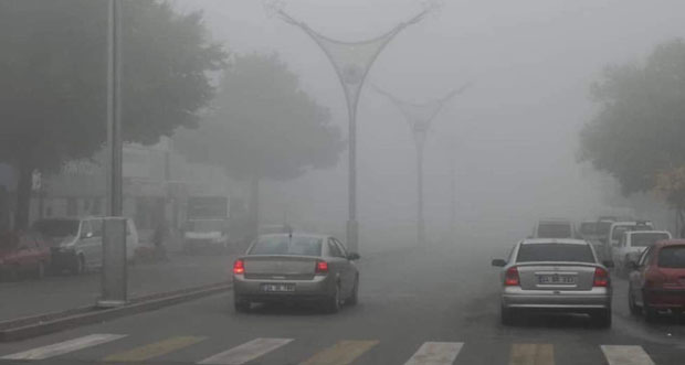 Erzincan, sisli havanın etkisine girdi