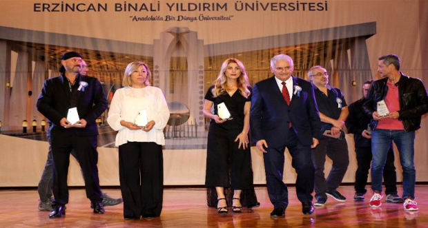 Erzincan’da düzenlenen 1. Erzincan Uluslararası Kısa Film Festivali ödül töreni yapıldı.