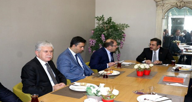 Bakan Yardımcısı Aksu: “Erzincan ekonomisi tarım ve hayvancılığa bağlı” açıklamalarda bulundu