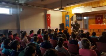 “Yazarlar Erzincan”da Projesi Kapsamında Yazar Fatih Erdoğan Öğrencilerle