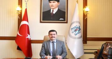Erzincan Valisi Ali Arslantaş Yeni Yıl Dolayısıyla Bir Kutlama Mesajı Yayımladı