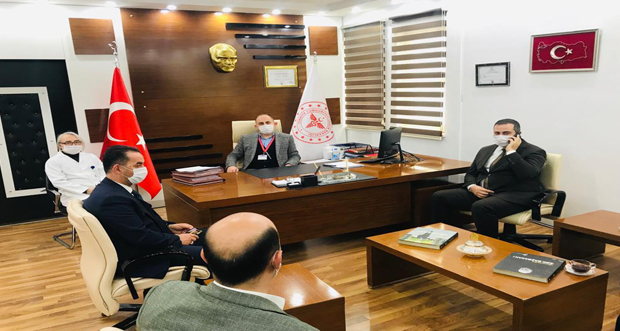 AKP Teşkilatı Erzincan Binali Yıldırım Üniversitesi Mengücek Gazi Eğitim ve Araştırma Hastanesini ziyaret etti