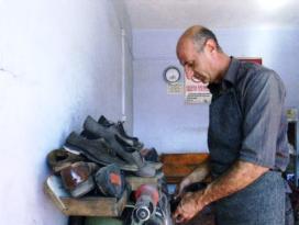 Ayakkabı tamirciliği tarihe karışıyor