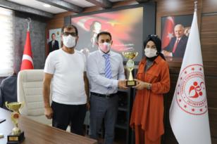 ERZİNCAN YAMAÇ PARAŞÜTÜNDE TÜRKİYE 3.’SÜ