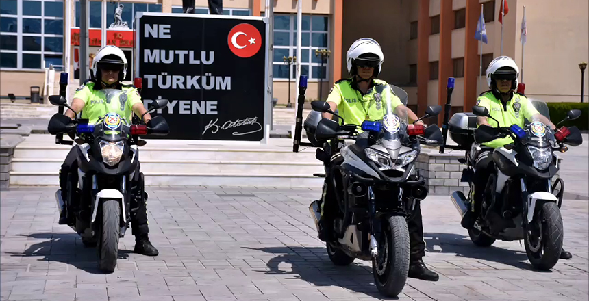 MOTOSİKLETLİ POLİS TİMLERİ GÖREV BAŞINDA