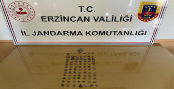 860 PAKET KAÇAK SİGARA YAKALANDI