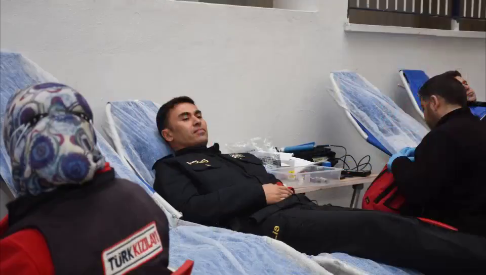 ERZİNCAN POLİSİNDEN KAN BAĞIŞI