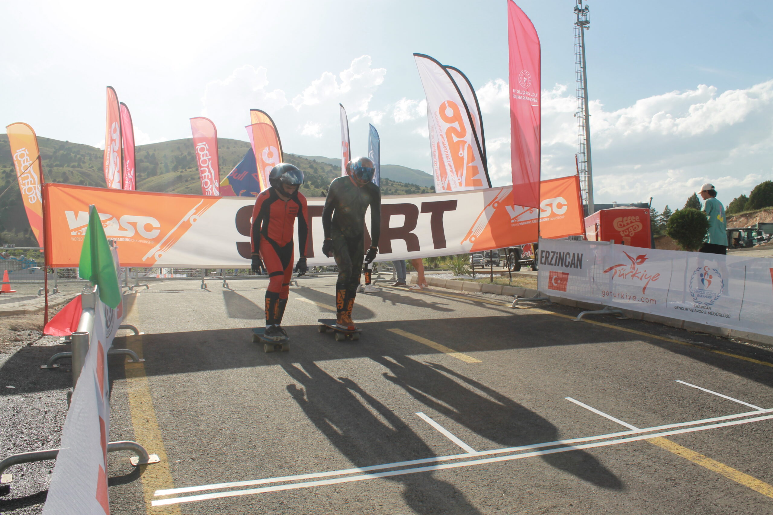 KAYKAY ŞAMPİYONASINDA HEYECAN VE ADRENALİN DORUKTA