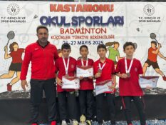 BADMİNTON TAKIMIMIZ TÜRKİYE DÖRDÜNCÜSÜ OLDU!