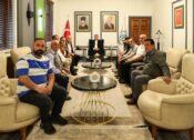 BUĞDAY MEYDANI’NDAKİ YANGINDAN ZARAR GÖREN ESNAFLARDAN VALİ AYDOĞDU’YA TEŞEKKÜR ZİYARETİ