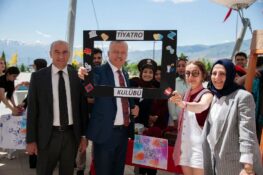 EBYÜ ÖĞRENCİ KULÜPLERİNDEN BAHAR ŞENLİKLERİNDE STANT ETKİNLİKLERİ