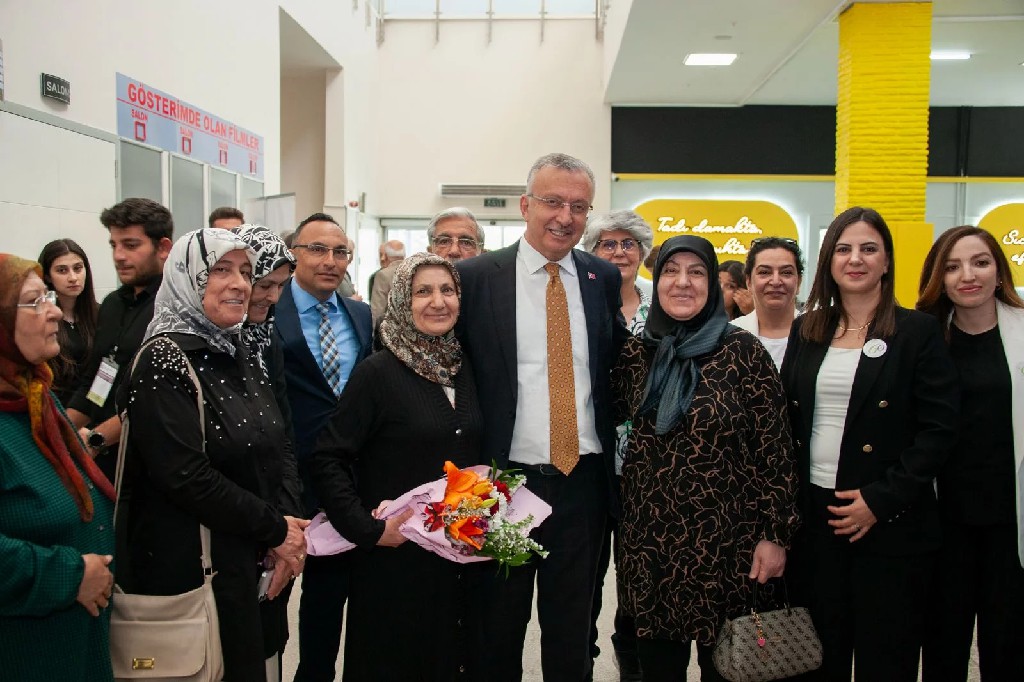 EBYÜ’DE BAHAR ŞENLİKLERİ COŞKUSU SÜRÜYOR