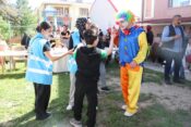 ERZİNCAN YURT ÖĞRENCİLERİNDEN “ENGELLER SEVGİYLE AŞILIR” ETKİNLİĞİ