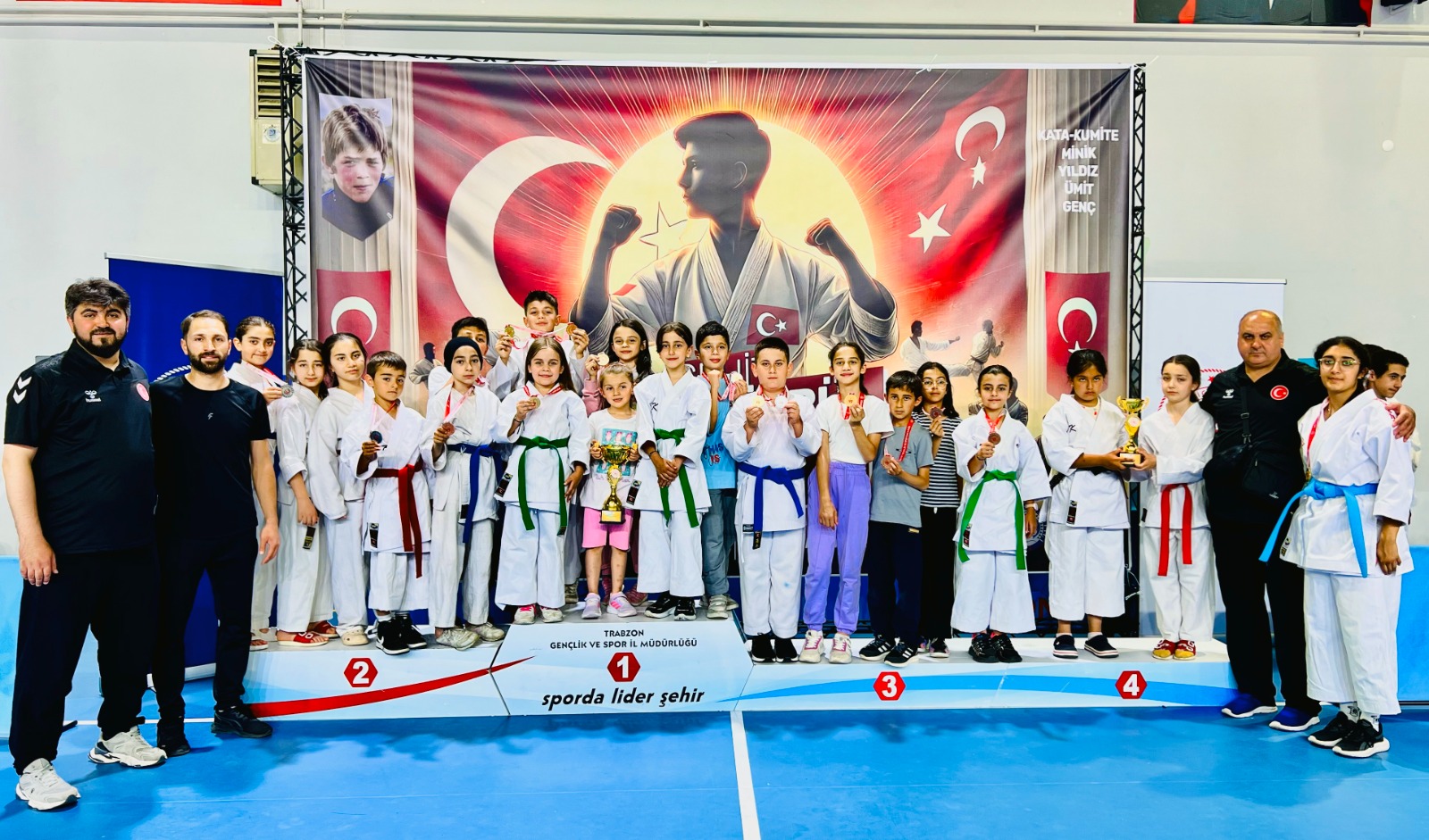 ŞEHİT EREN BÜLBÜL TURNUVASI’NDAN MADALYA YAĞMURU!