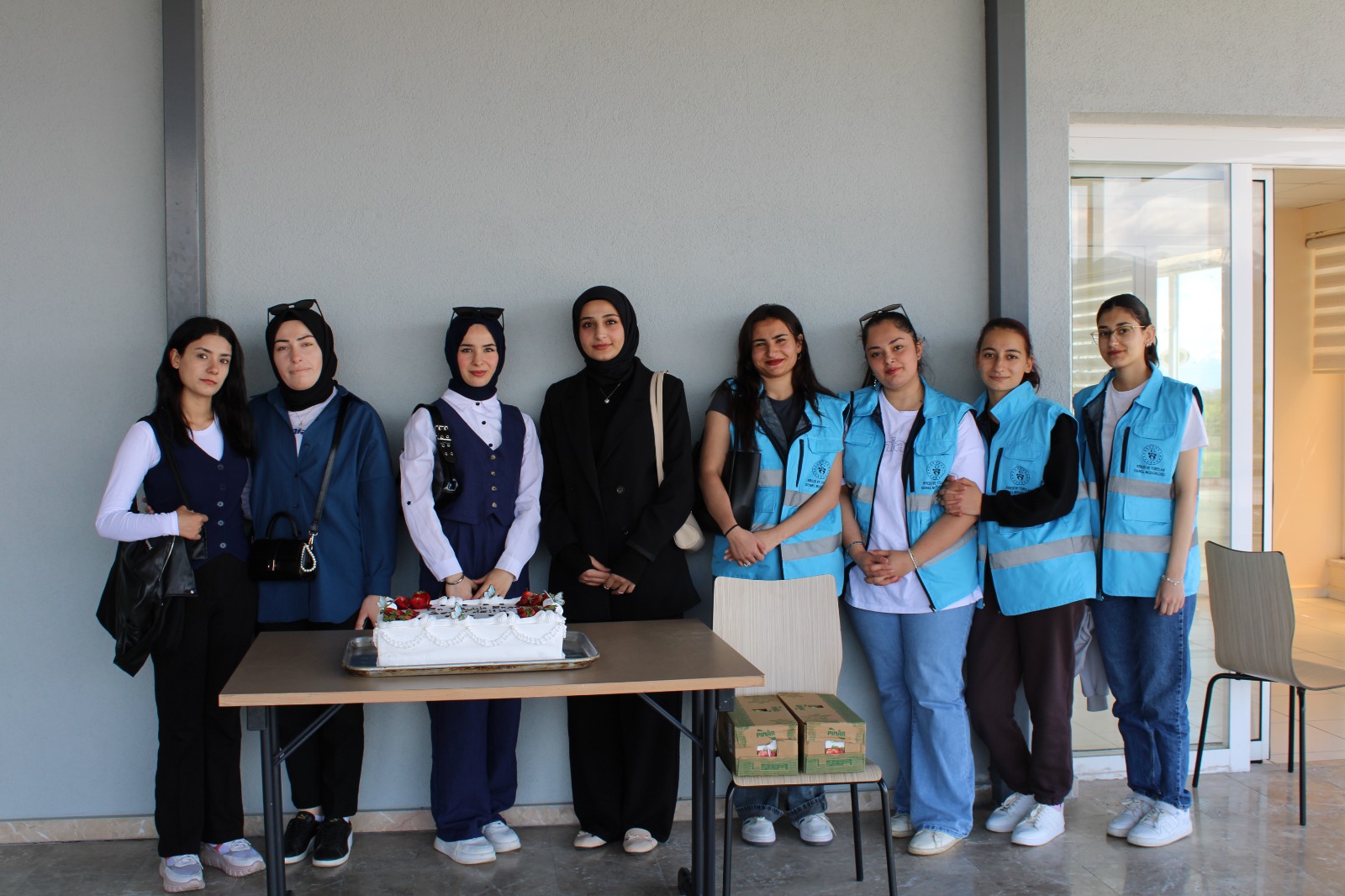 TERZİ BABA YURDU ÖĞRENCİLERİNDEN REHABİLİTASYON MERKEZİNE ANLAMLI ZİYARET