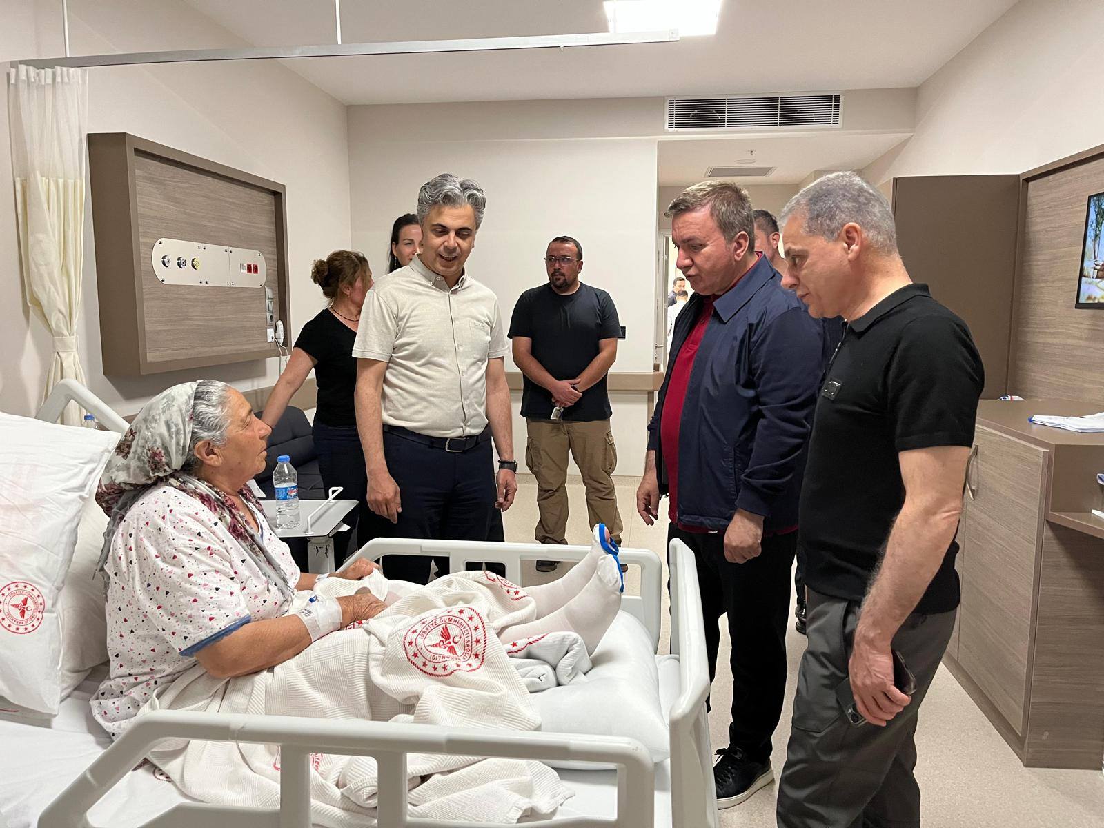 VALİ HAMZA AYDOĞDU’DAN HASTANE ZİYARETİ