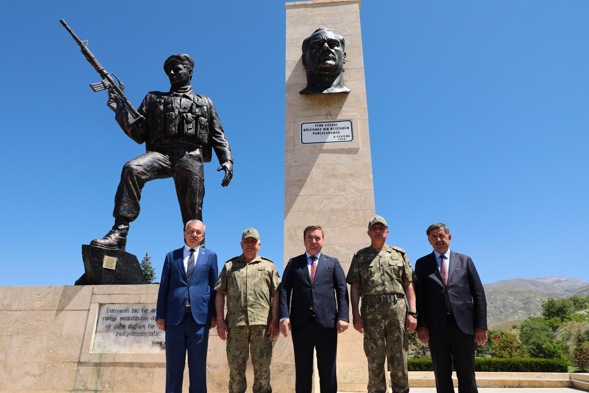 ERZİNCAN’DA ŞEHİTLER ANITI YENİDEN ZİYARETE AÇILDI