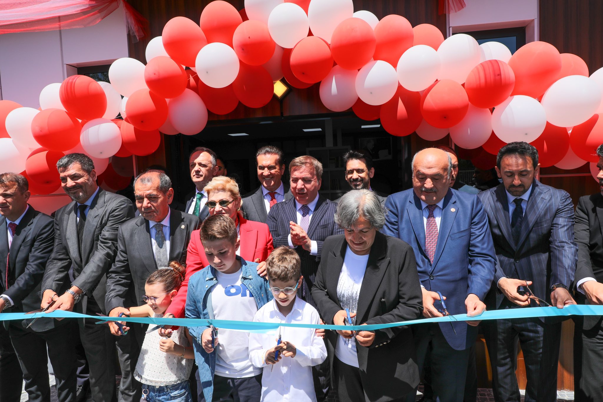 ERZİNCAN’DA ÜÇ YENİ KÜTÜPHANE HİZMETE AÇILDI