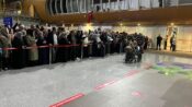 ERZİNCANLI HACILAR DUALARLA YURDA DÖNDÜ