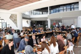ŞEHİT AİLELERİ ONURUNA KAHVALTI PROGRAMI DÜZENLENDİ