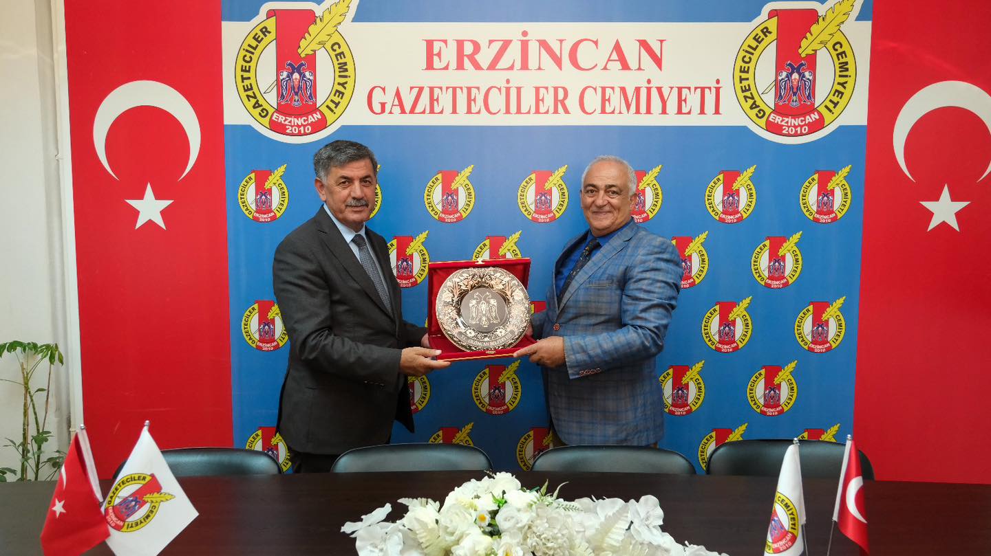 BAŞKAN BEKİR AKSUN’DAN GAZETECİLER CEMİYETİ’NE ZİYARET
