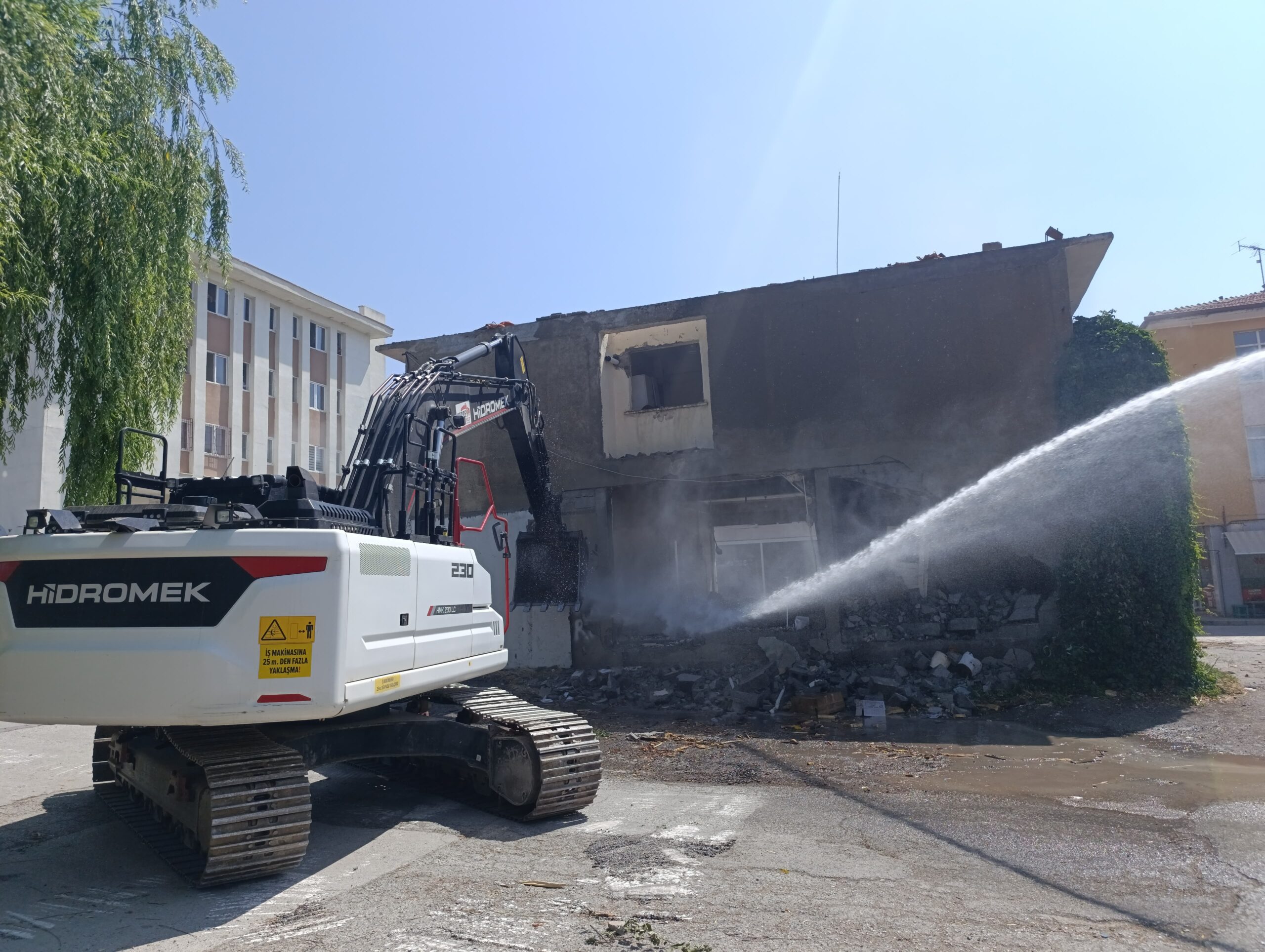 ERZİNCAN MERKEZ ÇARŞISI’NDA KENTSEL DÖNÜŞÜM BAŞLADI