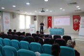 ERZİNCAN’DA GENÇ ÇİFTLERE EVLİLİK EĞİTİMİ DESTEĞİ
