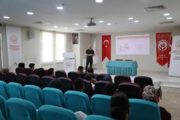 ERZİNCAN’DA GENÇ ÇİFTLERE EVLİLİK EĞİTİMİ DESTEĞİ