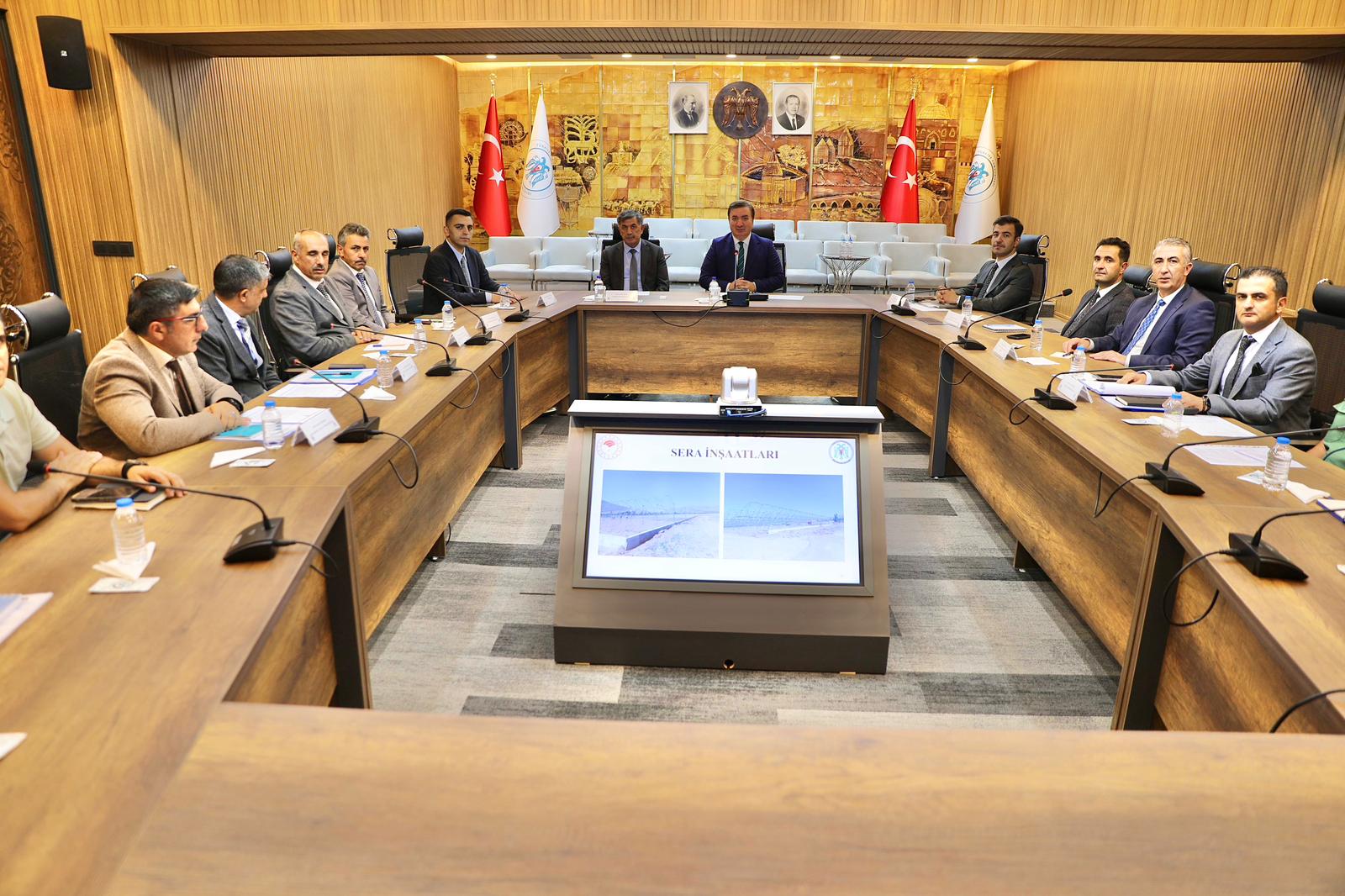ERZİNCAN’DA HAYVAN BARINAĞI VE SERA BÖLGESİ MASADA