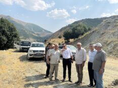 KAYMAKAM KARADAĞ’DAN ÜZÜMLÜ’NÜN KÖYLERİNE ZİYARET