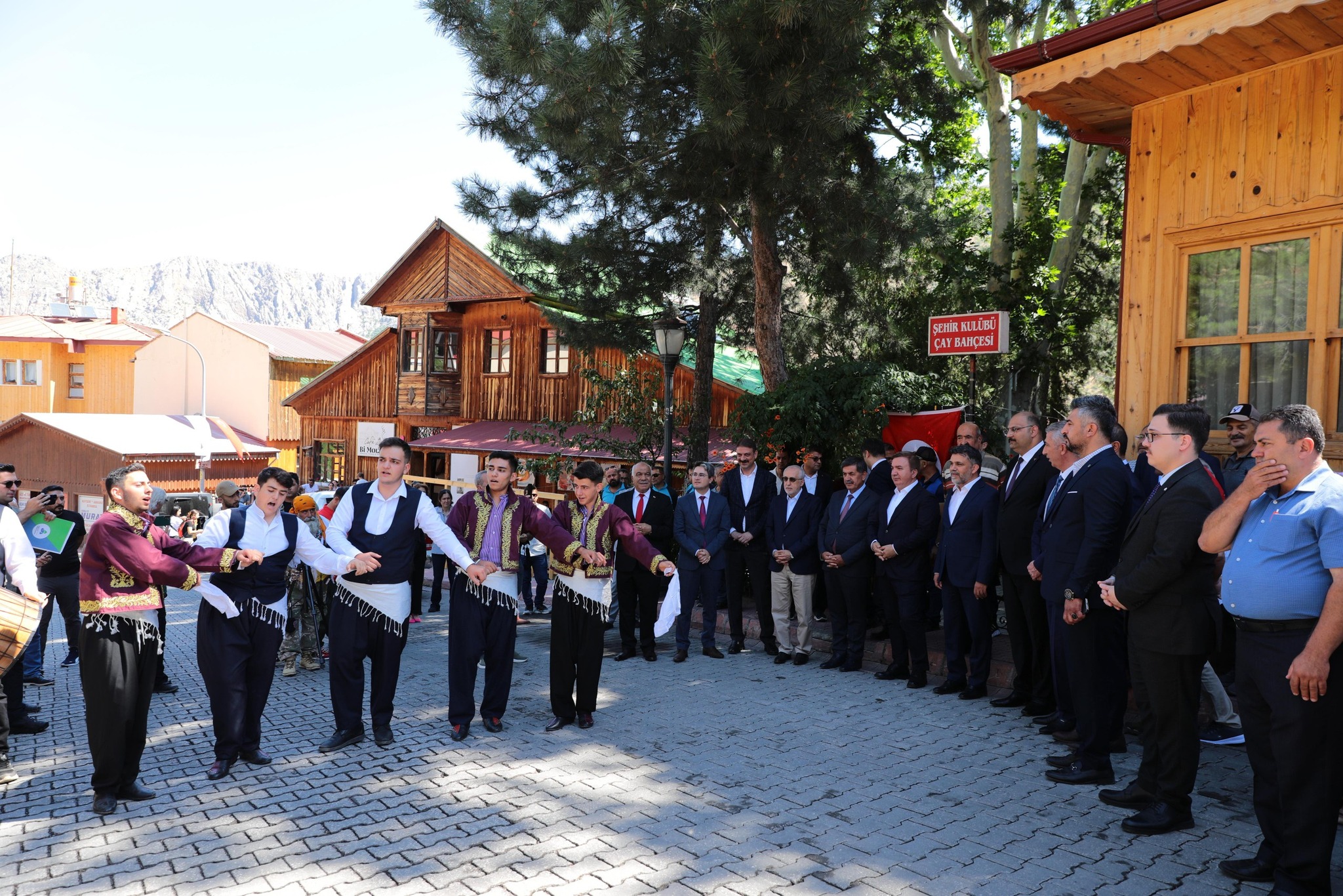 KEMALİYE’DE 46. ULUSLARARASI KÜLTÜR VE DOĞA SPORLARI ŞENLİKLERİ BAŞLADI