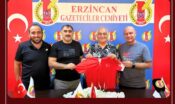 MİLLİ TAKIM ANTRENÖRLERİNDEN ERZİNCAN GAZETECİLER CEMİYETİNE ZİYARET