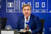 VALİ AYDOĞDU KÖY MUHTARLARI İLE BİR ARAYA GELDİ