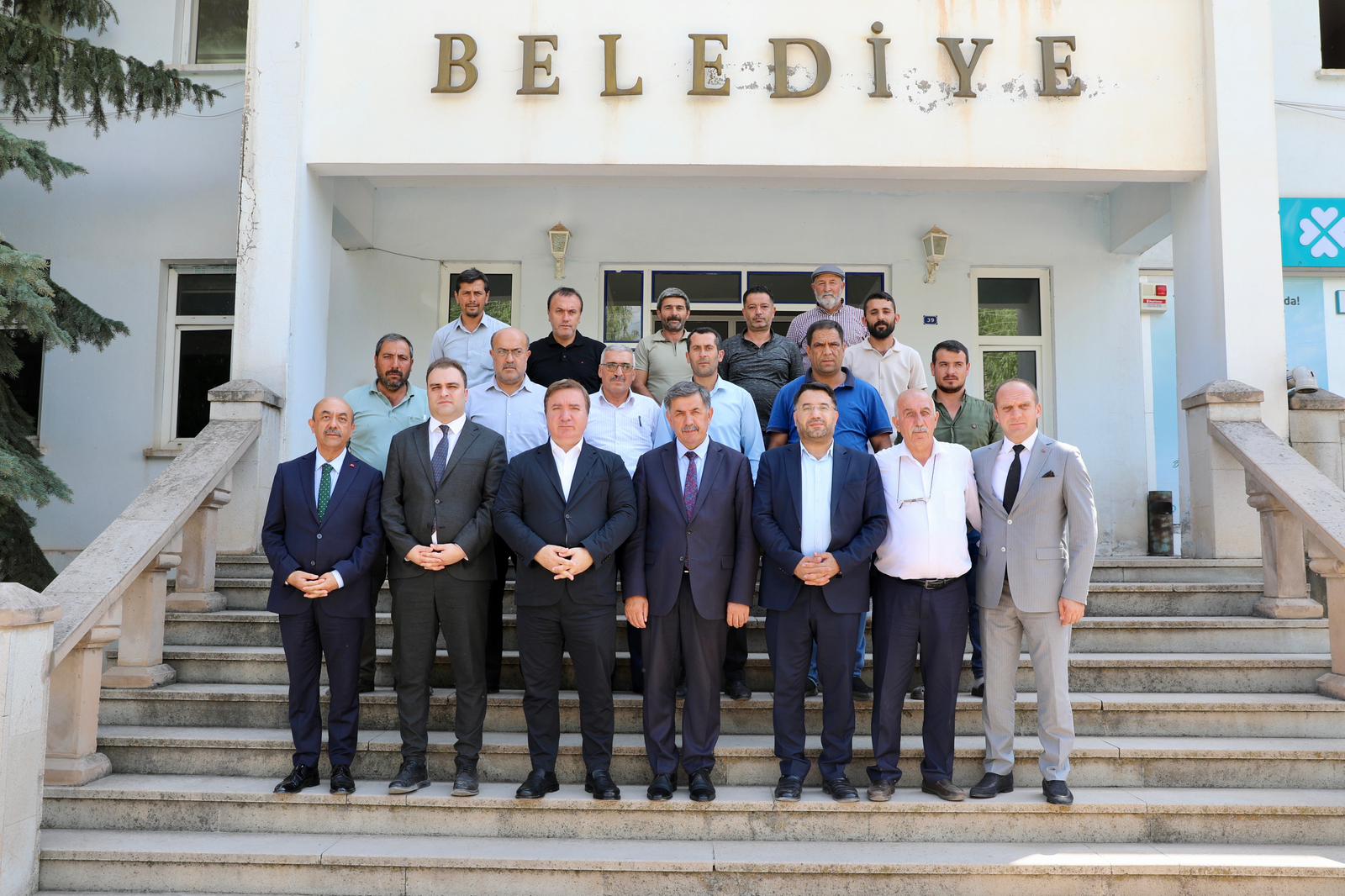 VALİ AYDOĞDU’DAN ÇADIRKAYA BELEDİYESİ’NE ZİYARET