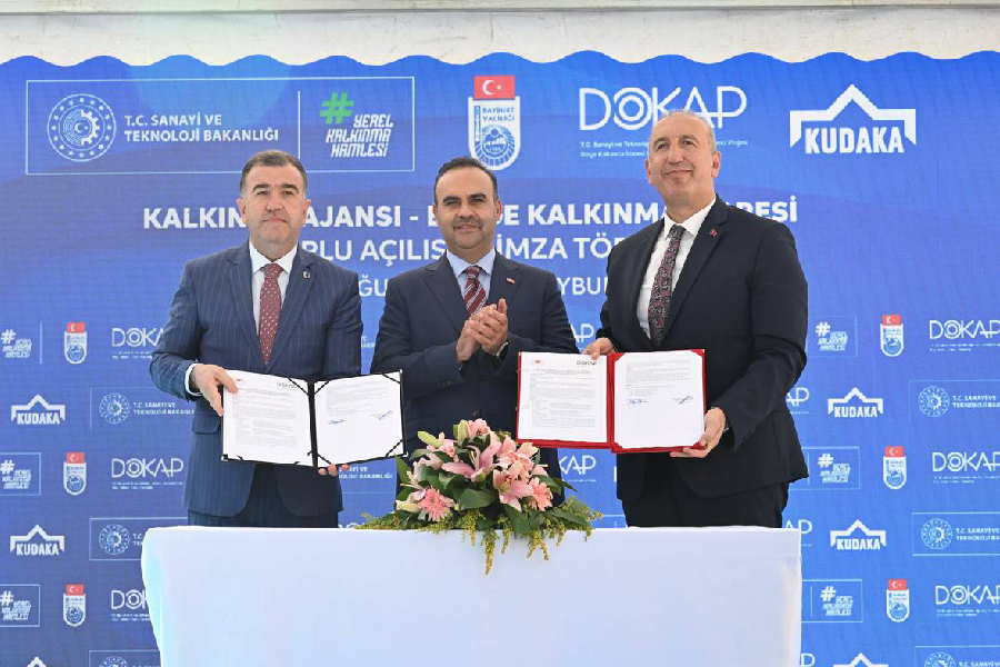 BAYBURT’TA TİCARET VE TURİZMİ GÜÇLENDİRECEK 8 YENİ PROJE DEVREYE ALINDI