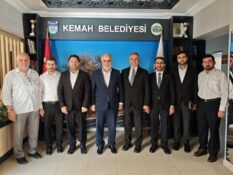 DİYANET İŞLERİ BAŞKAN YARDIMCISI BURHAN İŞLİYEN’DEN KEMAH ZİYARETİ