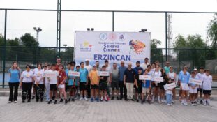 ERZİNCAN’DA ANALİG TENİS HEYECANI BAŞLADI