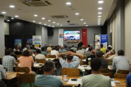 ERZİNCAN’DA BÜYÜKBAŞ HAYVAN YETİŞTİRİCİLERİNE YÖNELİK BİLGİLENDİRME TOPLANTISI DÜZENLENDİ