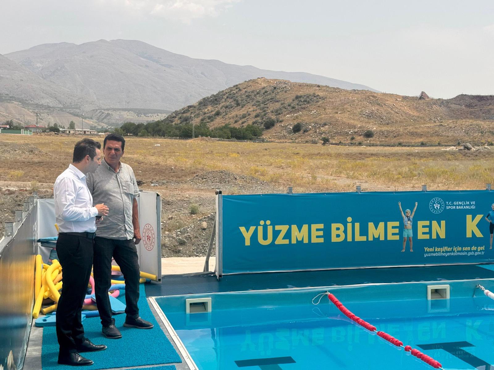 KAYMAKAM KARADAĞ’DAN GENÇLİK VE SPOR MÜDÜRLÜĞÜ’NE ZİYARET