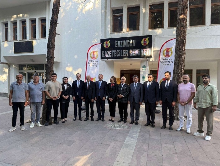 MHP HEYETİNDEN ERZİNCAN GAZETECİLER CEMİYETİ’NE ZİYARET