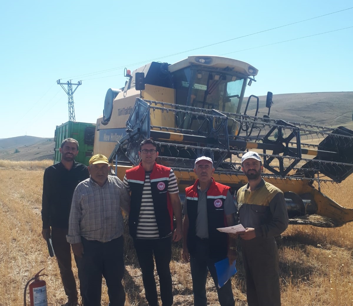 OTLUKBELİ’NDE HUBUBAT HASADI TÜM HIZIYLA SÜRÜYOR