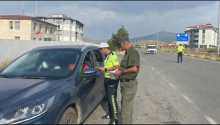 REFAHİYE’DE ORMAN YANGINLARINA KARŞI SÜRÜCÜLERE BİLGİLENDİRME