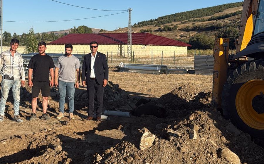 ÇAYIRLI’DA 10 BİN METREKARELİK SERA PROJESİHAYATA GEÇİRİLİYOR