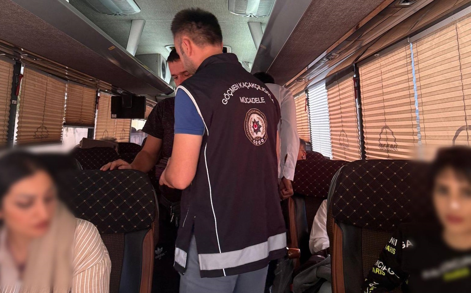 DÜZENSİZ GÖÇE GEÇİT YOK: İL GENELİNDE HUZUR UYGULAMASI YAPILDI