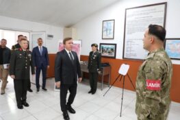 GAZİLER VE ŞEHİT YAKINLARI ONURUNA YEMEK PROGRAMI DÜZENLENDİ