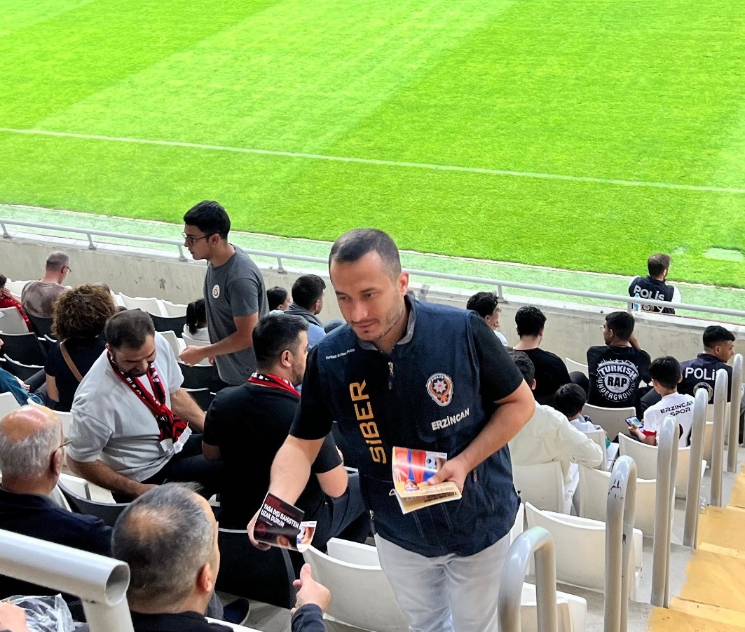 TRİBÜNLERE SİBER GÜVENLİK ÇAĞRISI