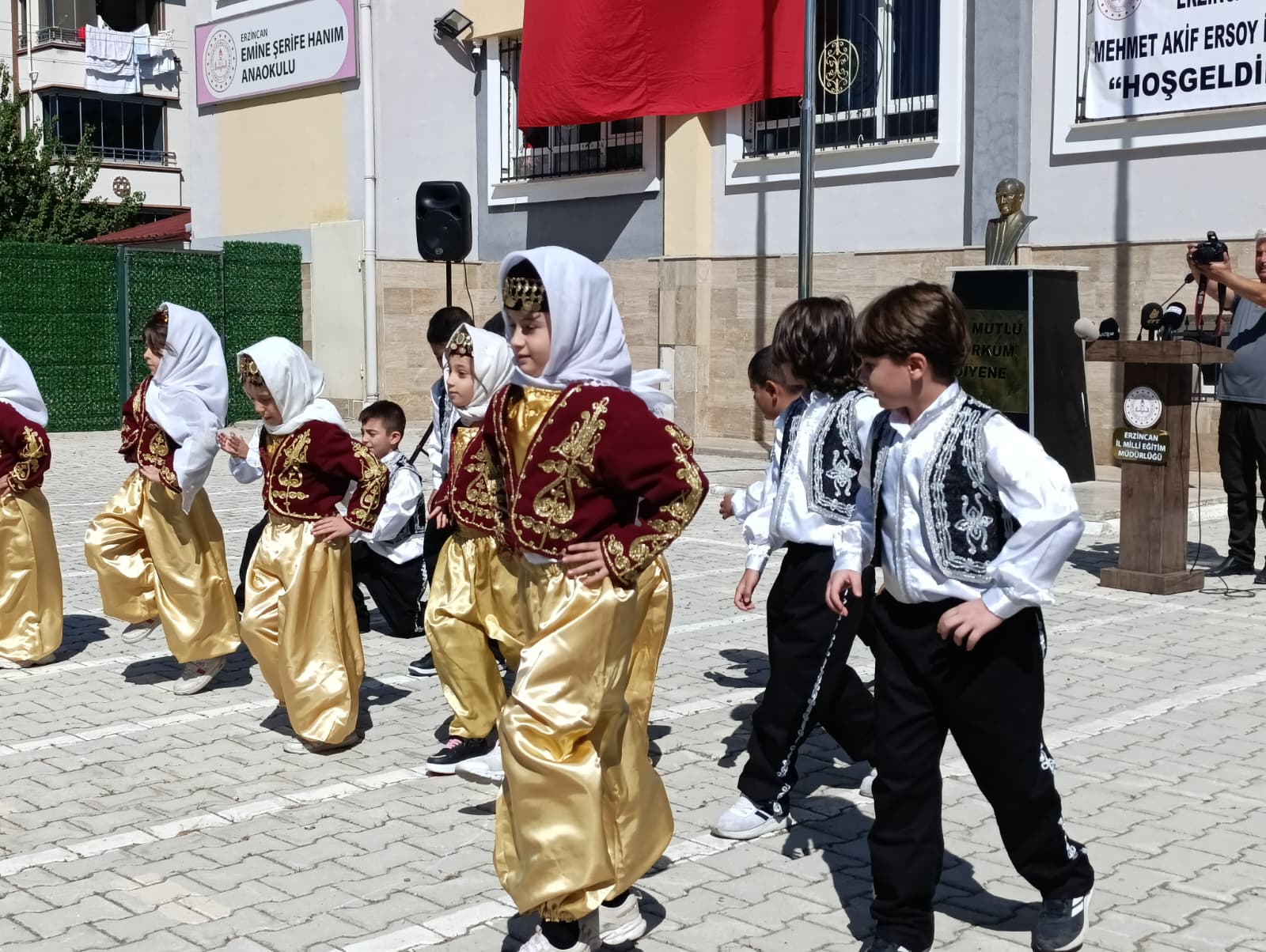 YENİ EĞİTİM-ÖĞRETİM YILI ERZİNCAN’DA TÖRENLE BAŞLADI