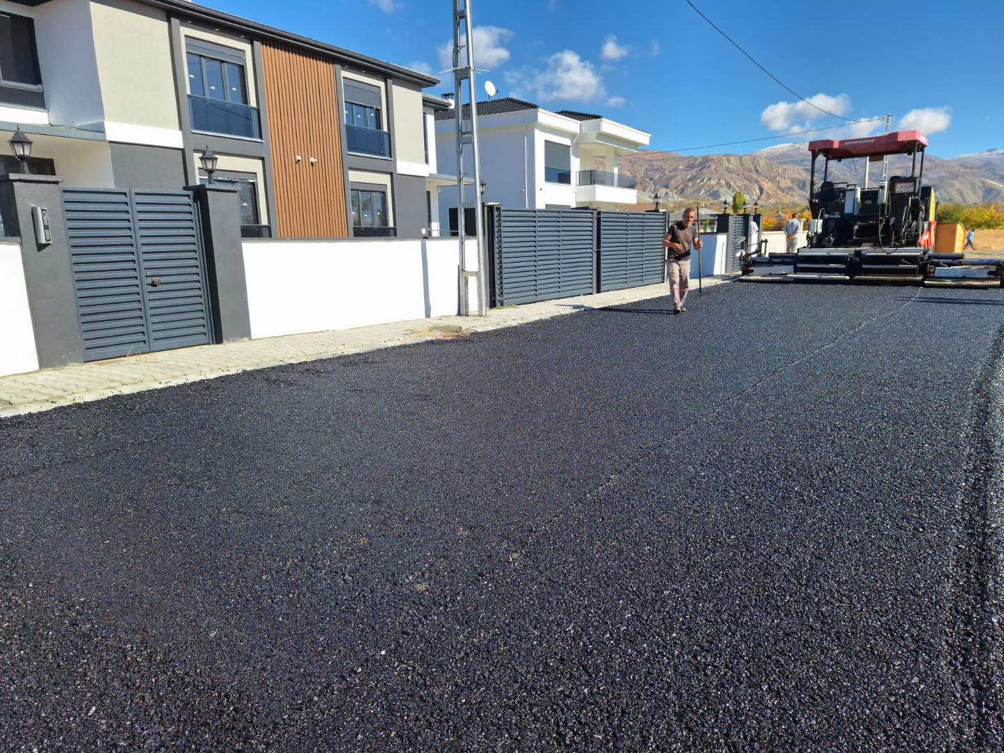 ERZİNCAN BELEDİYESİ ÇALIŞMALARINI ARALIKSIZ SÜRDÜRÜYOR